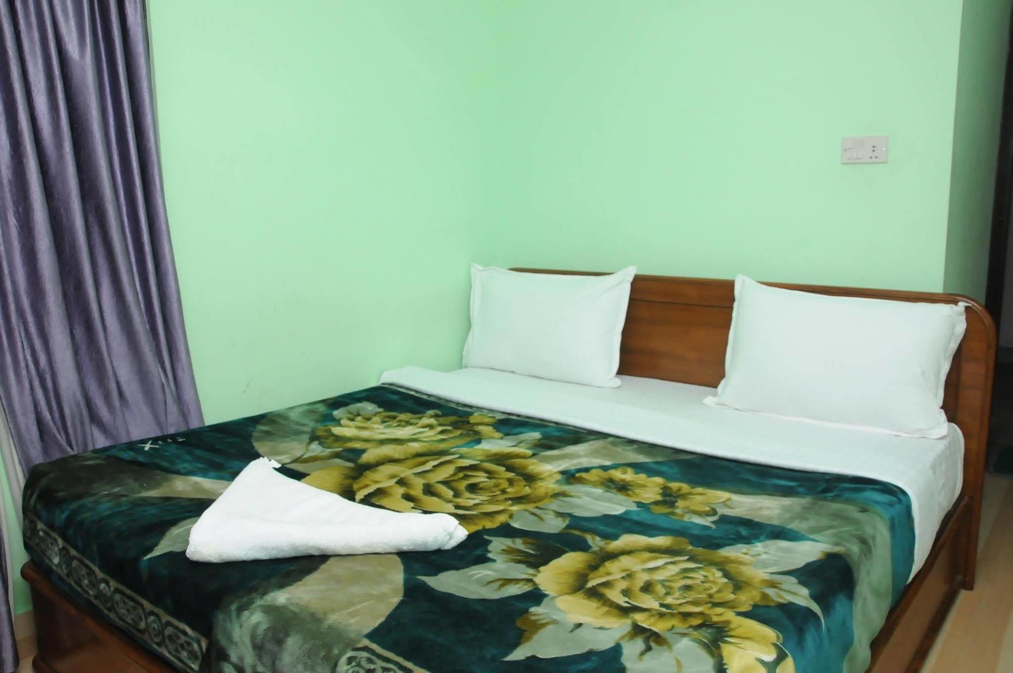 Shiva Shankar Hotel Pashupatinath ภายนอก รูปภาพ