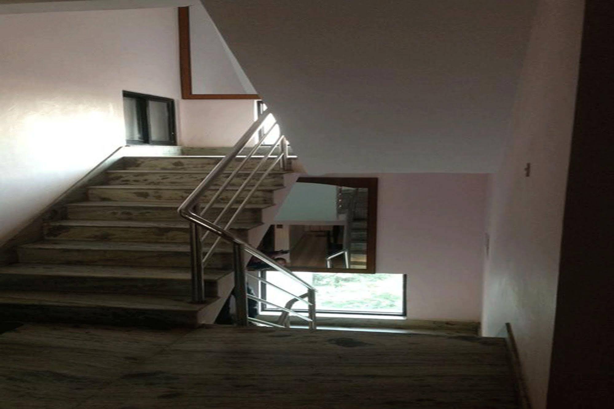 Shiva Shankar Hotel Pashupatinath ภายนอก รูปภาพ